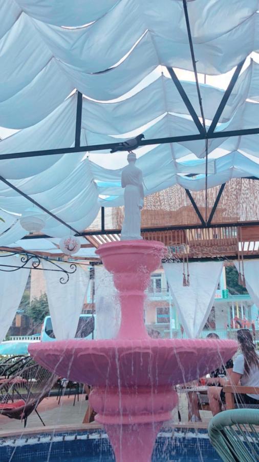 Hotel Internacional Gym & Spa Fushe-Arrez ภายนอก รูปภาพ